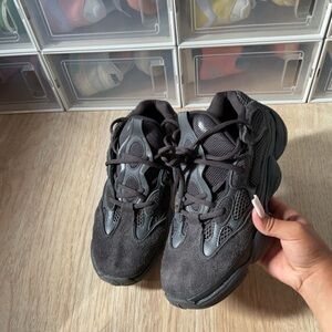 Yeezy 500 utility black (other sizes available)